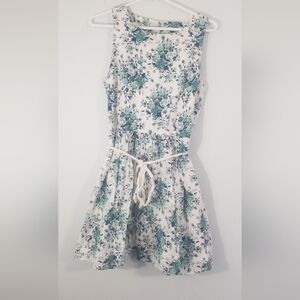 Speechless Floral Print Fit & Flare A-line Open Back Dress. Size 7. Tie Midline.